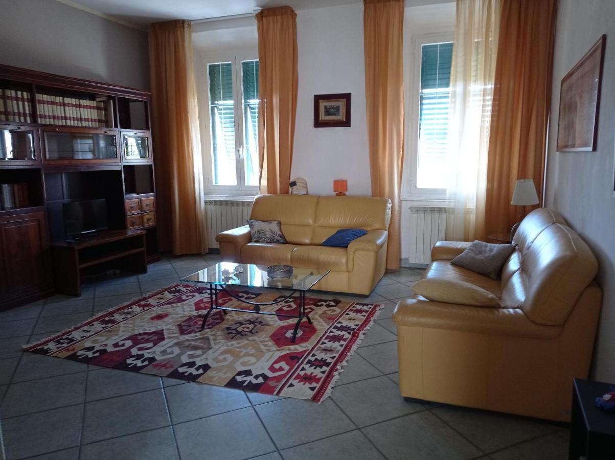 Appartamento Con Incantevole Vista Mare 利沃诺 外观 照片